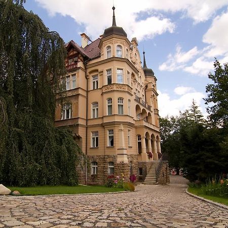 Apartmany Villa Liberty カルロヴィ・ヴァリ エクステリア 写真